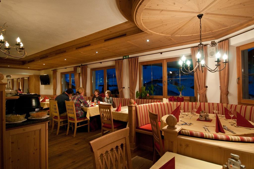 Gasthof Alpenblick Tobadill Exteriér fotografie